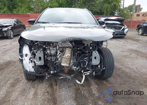 2024 Jeep Compass Latitude Lux Fwd from USA, damaged, VIN 3C4NJDFN0RT601941